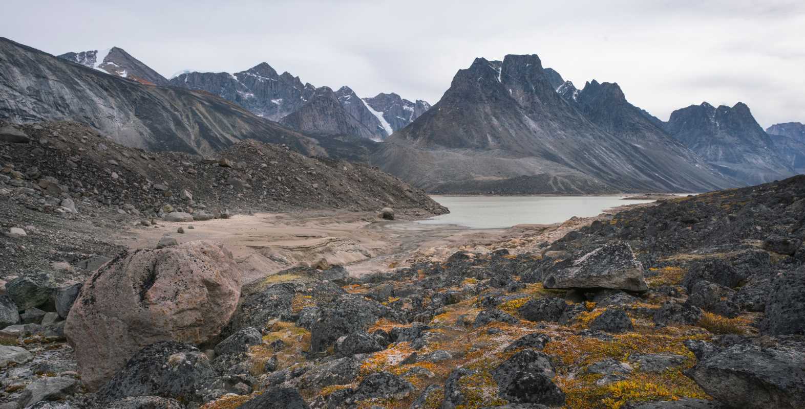 Exploring the Natural Wonders of Reykjavik, Iceland 